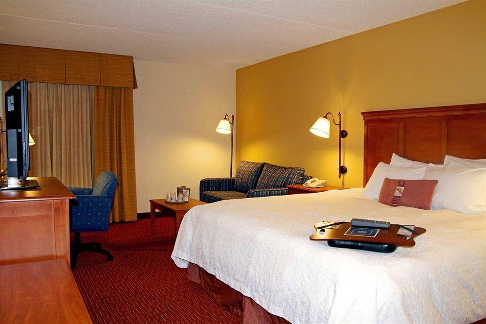 Hampton Inn Clarksville Exterior foto
