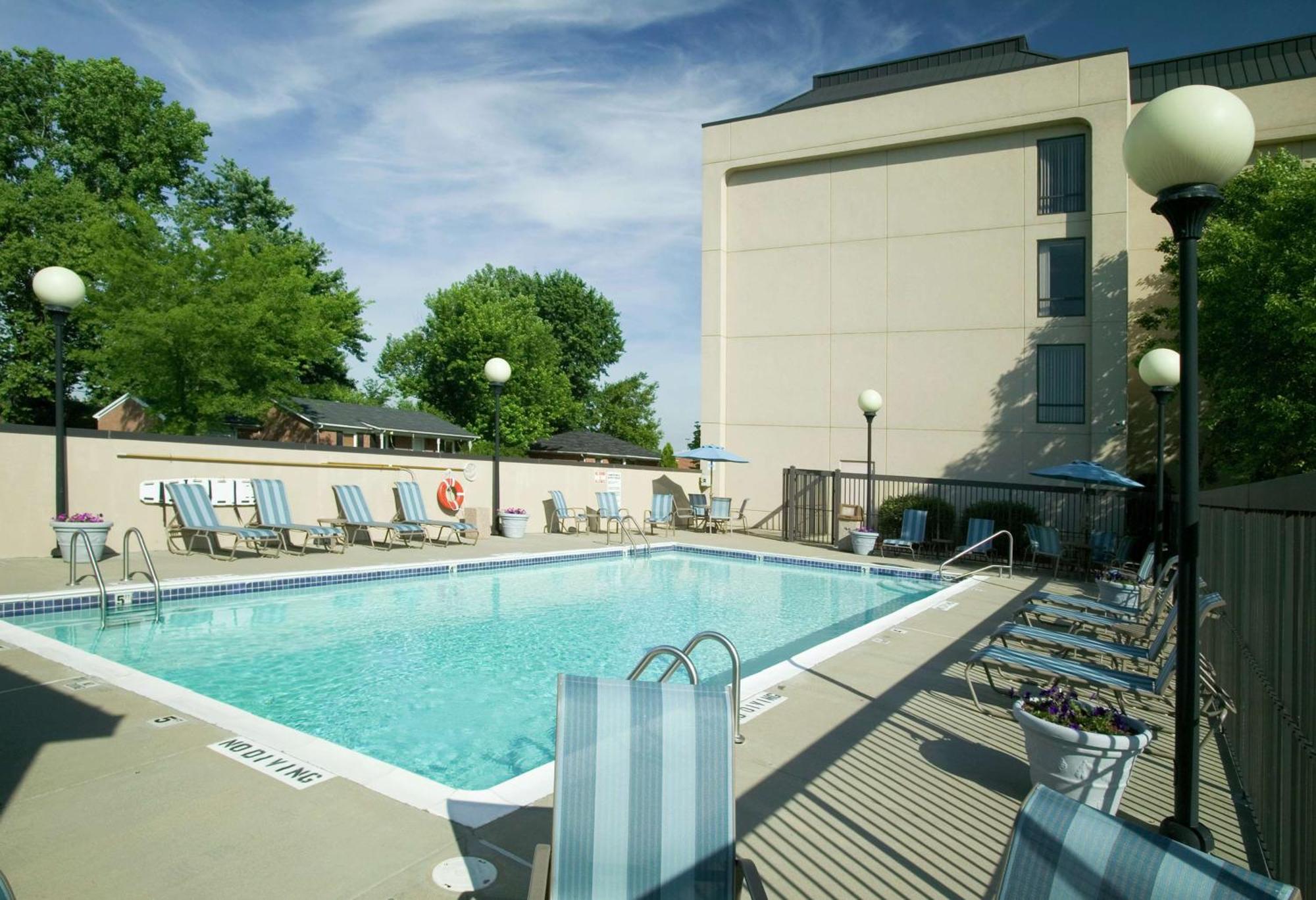 Hampton Inn Clarksville Exterior foto